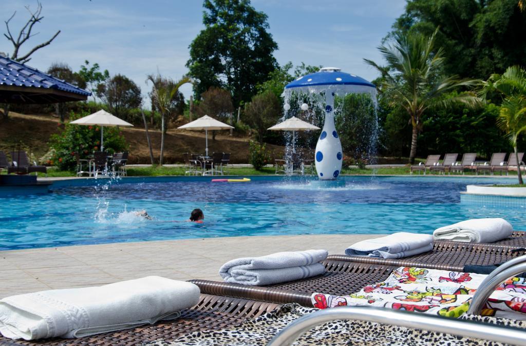 Colonial Plaza Hotel Pindamonhangaba Eksteriør billede